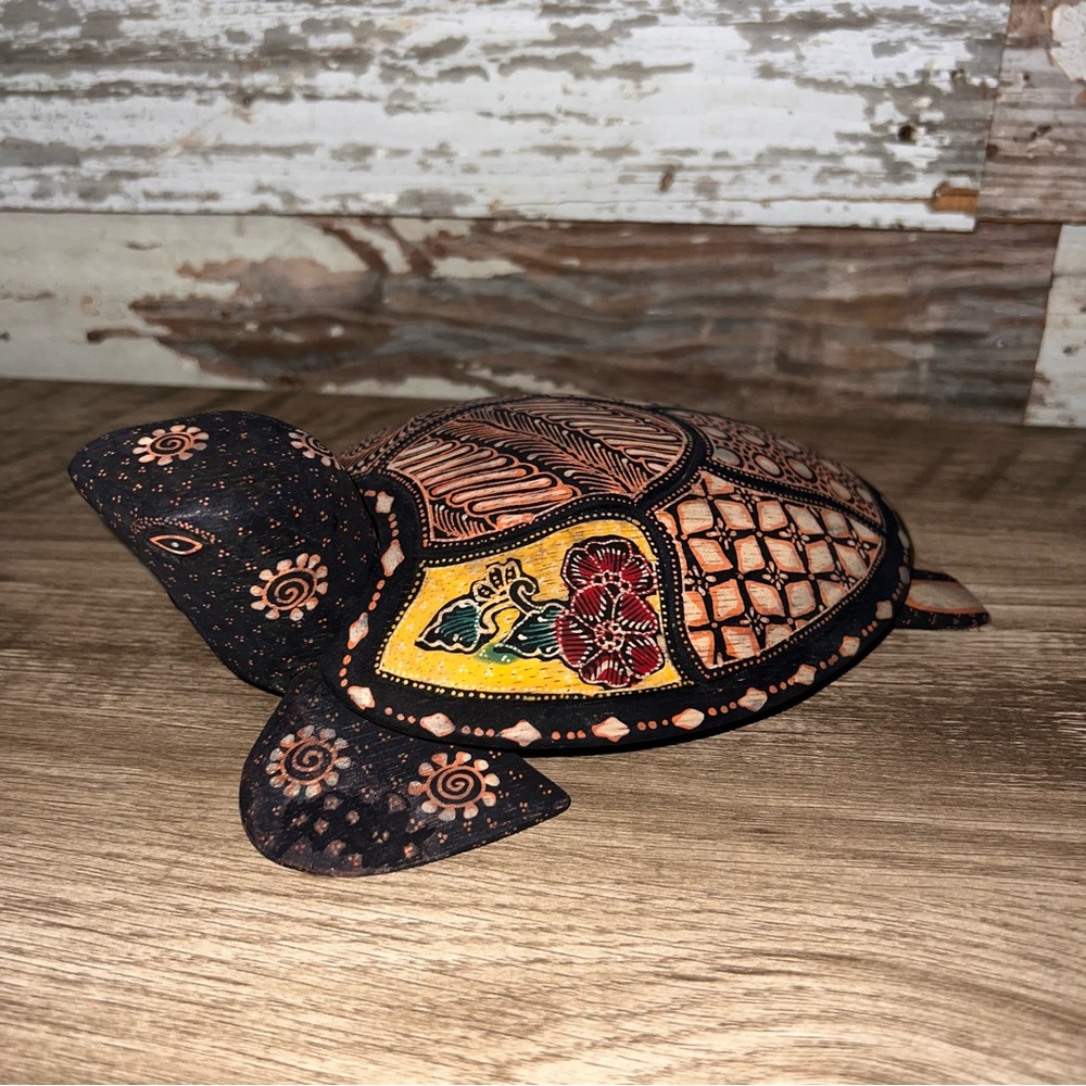 Turtle trinket box handcrafted in Indonesia orange w black floral